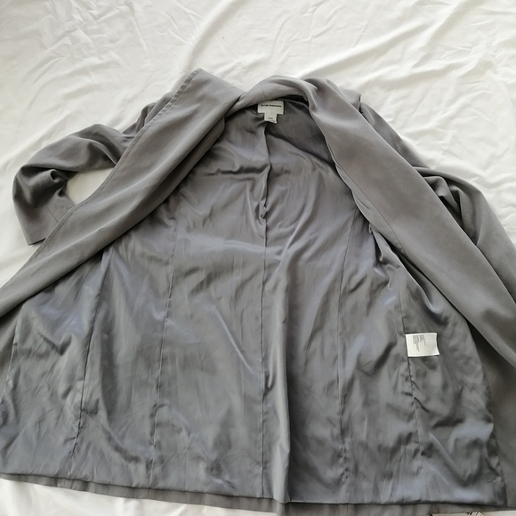Club Monaco Hanne Wrap Trench Coat Light Gray Lyocell with Waist Belt XS - Picture 10 of 16